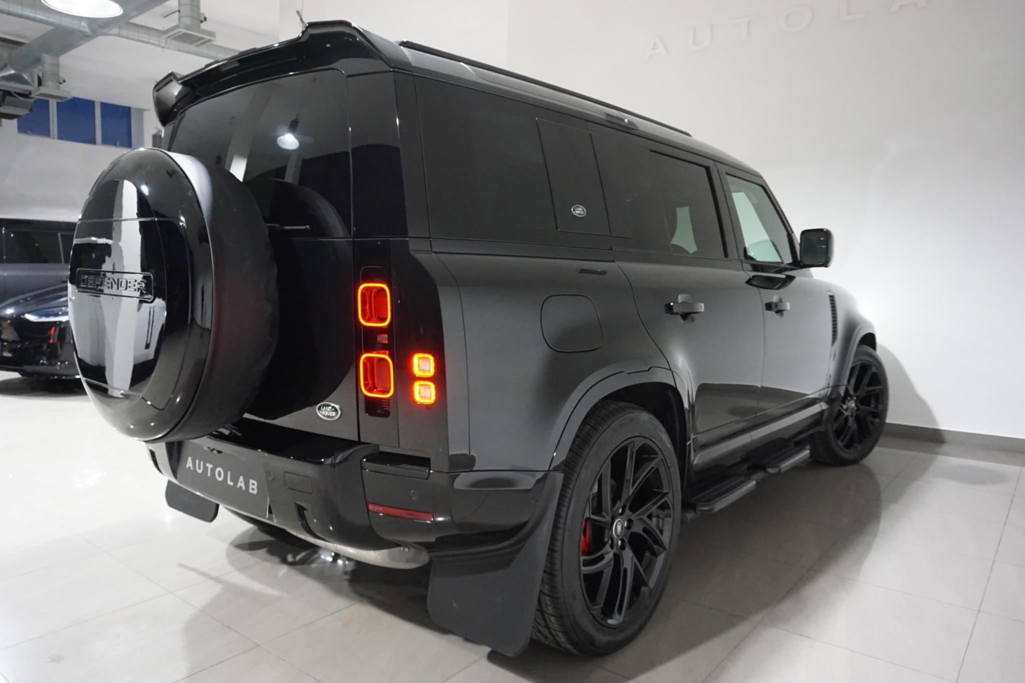 Land Rover Defender 110 3.0 D250 MHEV XS Edition Auto 4WD Euro 6 (s/s) 5dr